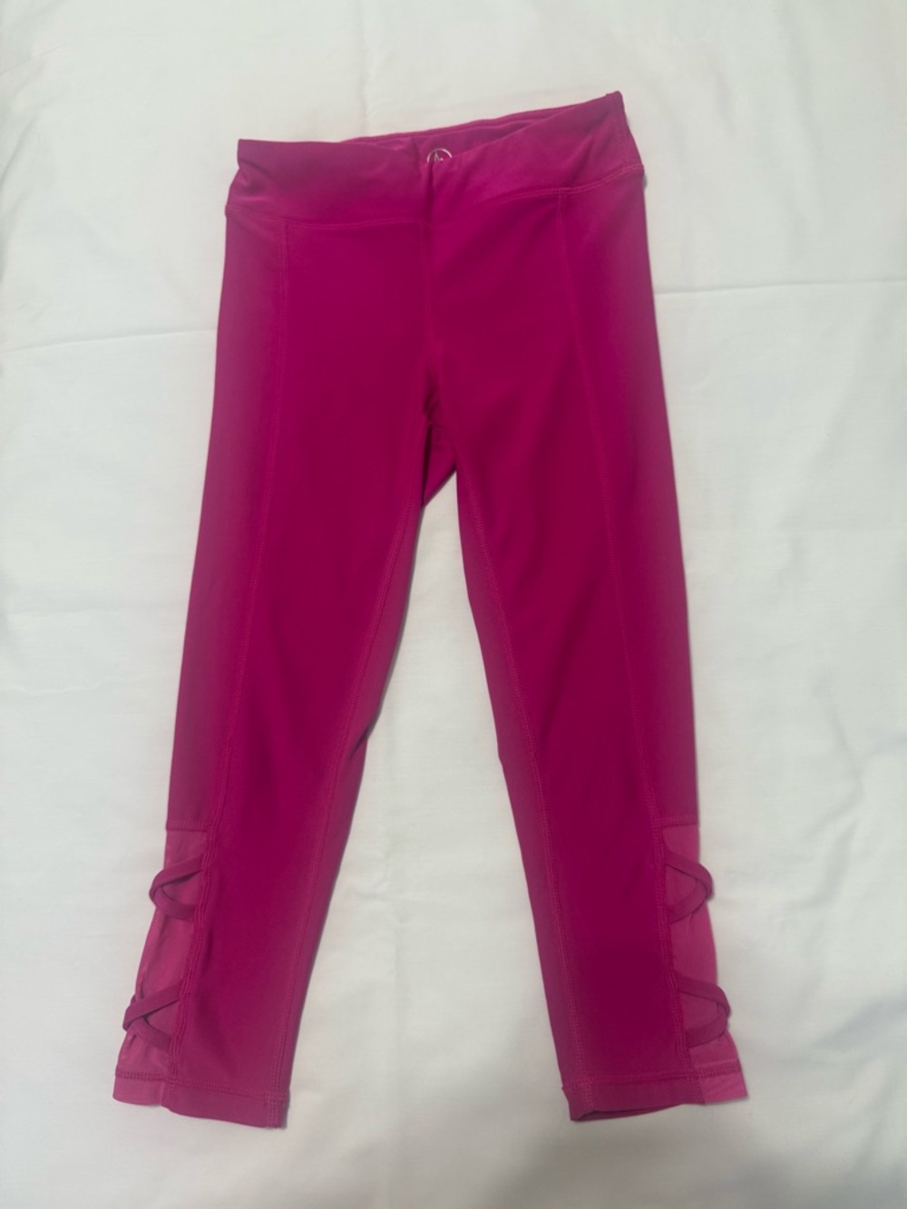 90 Degree by Reflex Girls Size M (10) Capri Leggings with beautiful design EUC